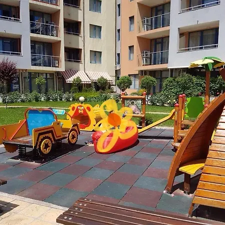 公寓 Trakia Plaza Апартамент *